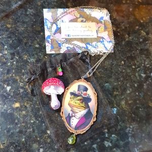 NWT: DEAR PRUDENCE of BERLIN necklace & brooch set 🍄🐸 TOAD & TOADSTOOL 🐸🍄!